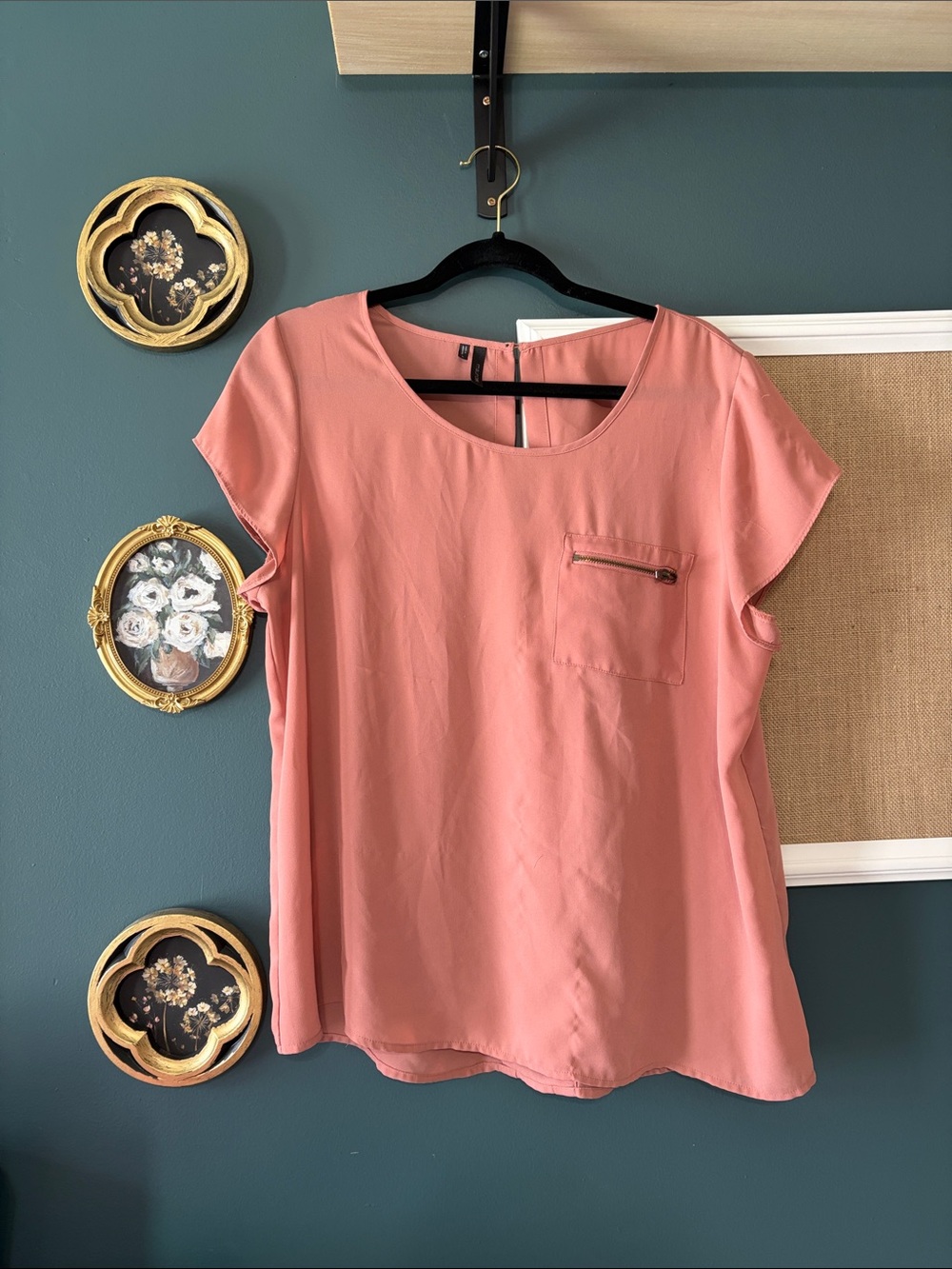 Maurices Rose Pink Short Sleeve Scoop Neck Blouse with Zip Pocket